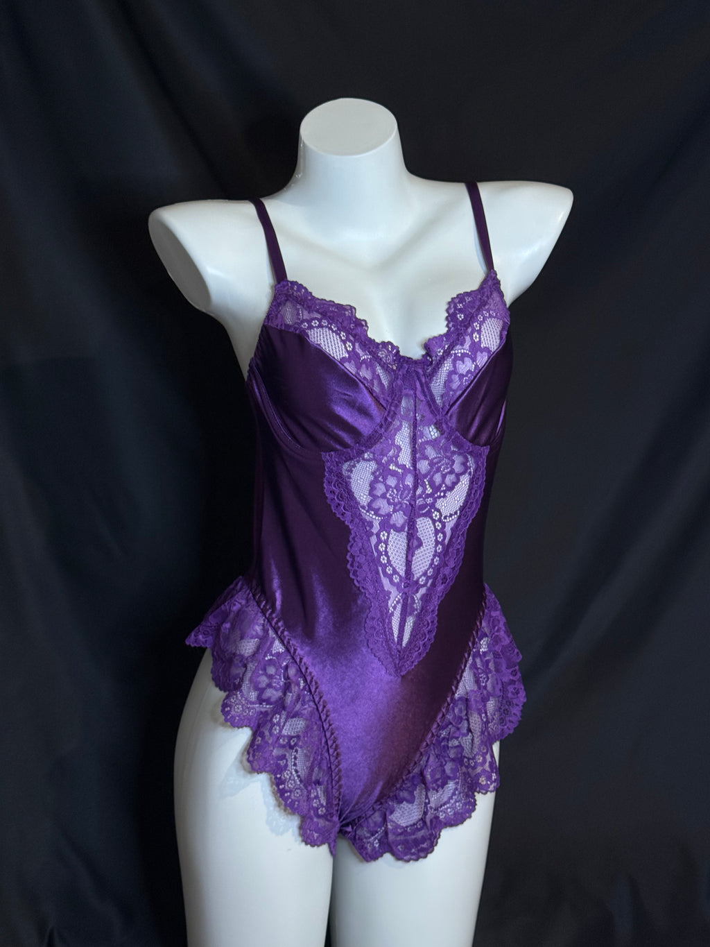 Braroo French-Style Sexy Lingerie Lace Corset Teddy with Slim Waist & Open Back