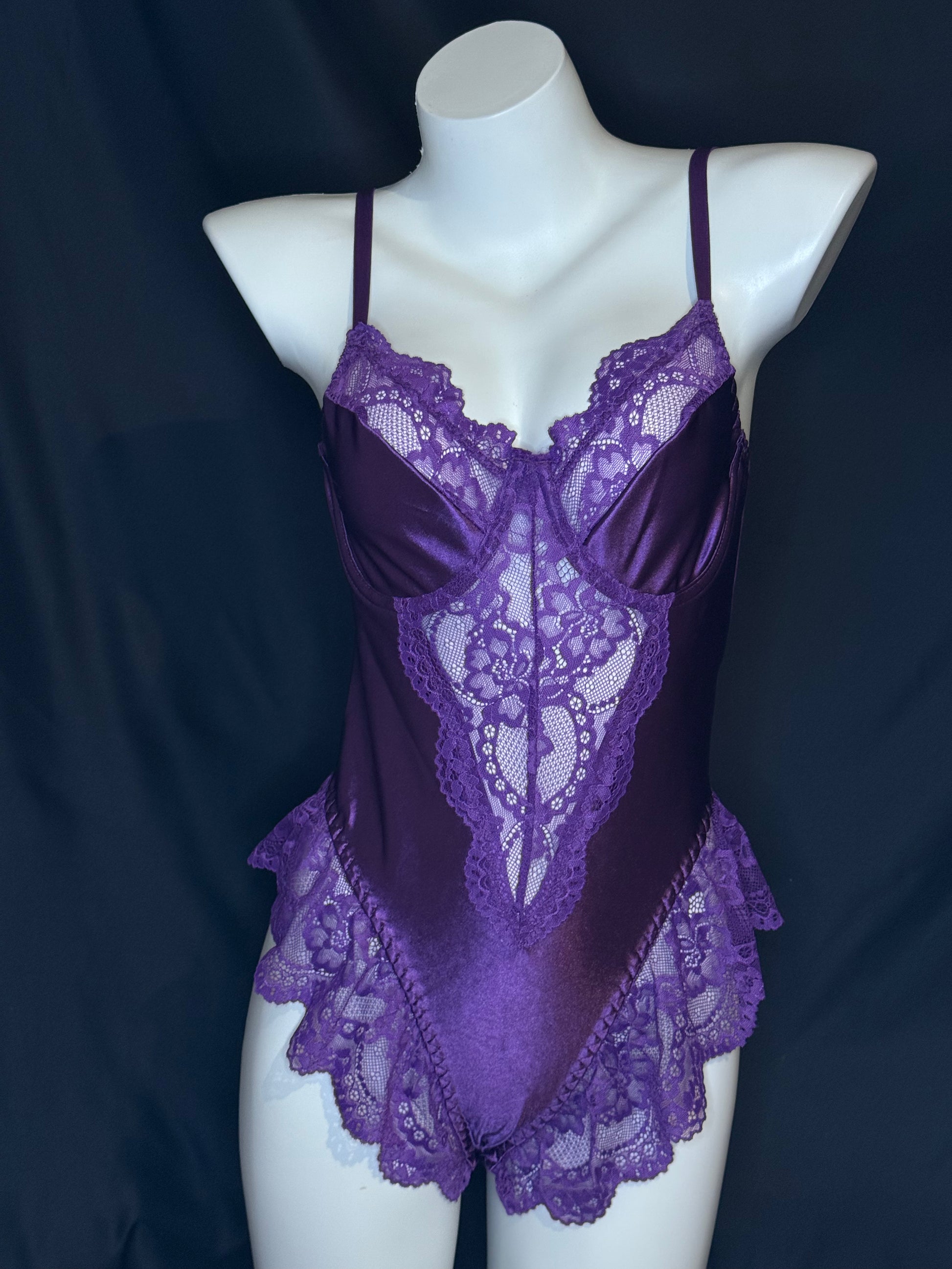 Braroo French-Style Sexy Lingerie Lace Corset Teddy with Slim Waist & Open Back