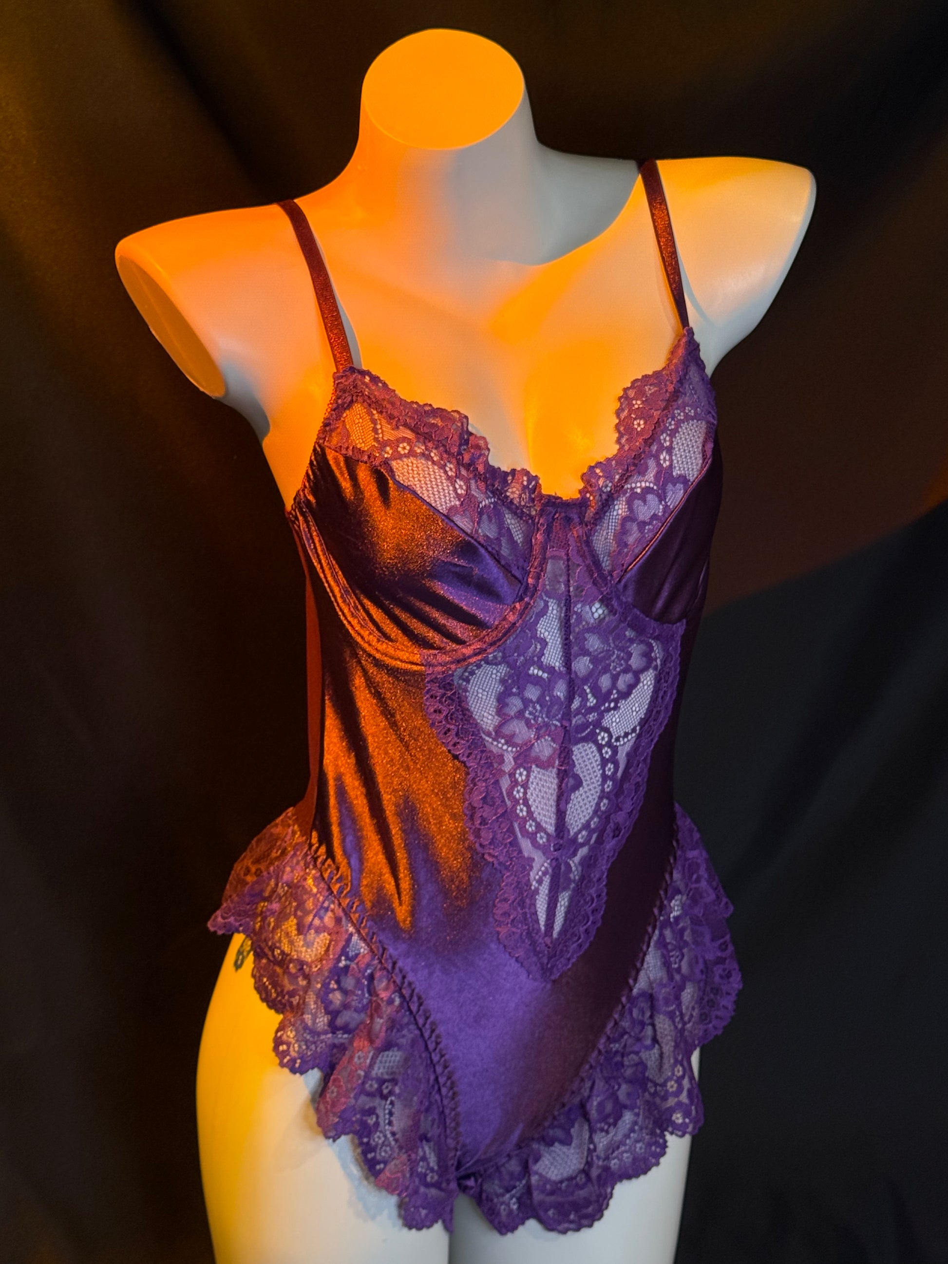 Braroo French-Style Sexy Lingerie Lace Corset Teddy with Slim Waist & Open Back