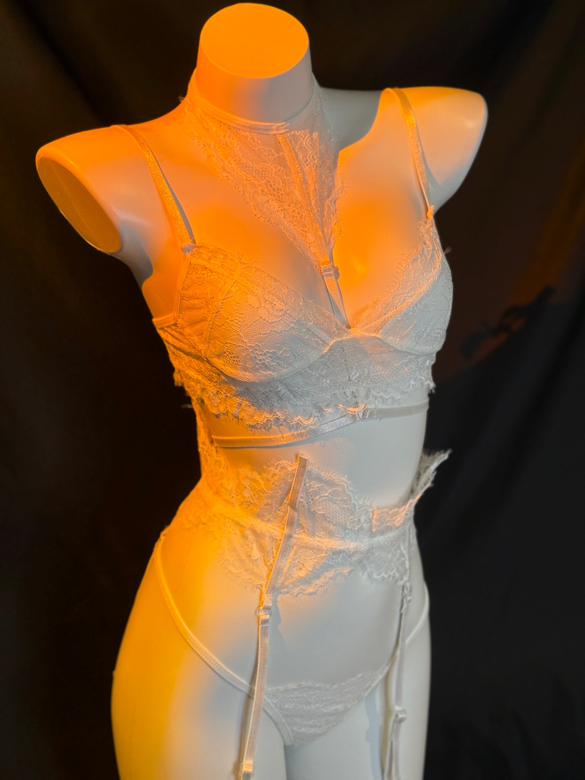 Black & White Lace Corset Lingerie Set – Strappy Bra, Waist Harness & Stockings by Braroo